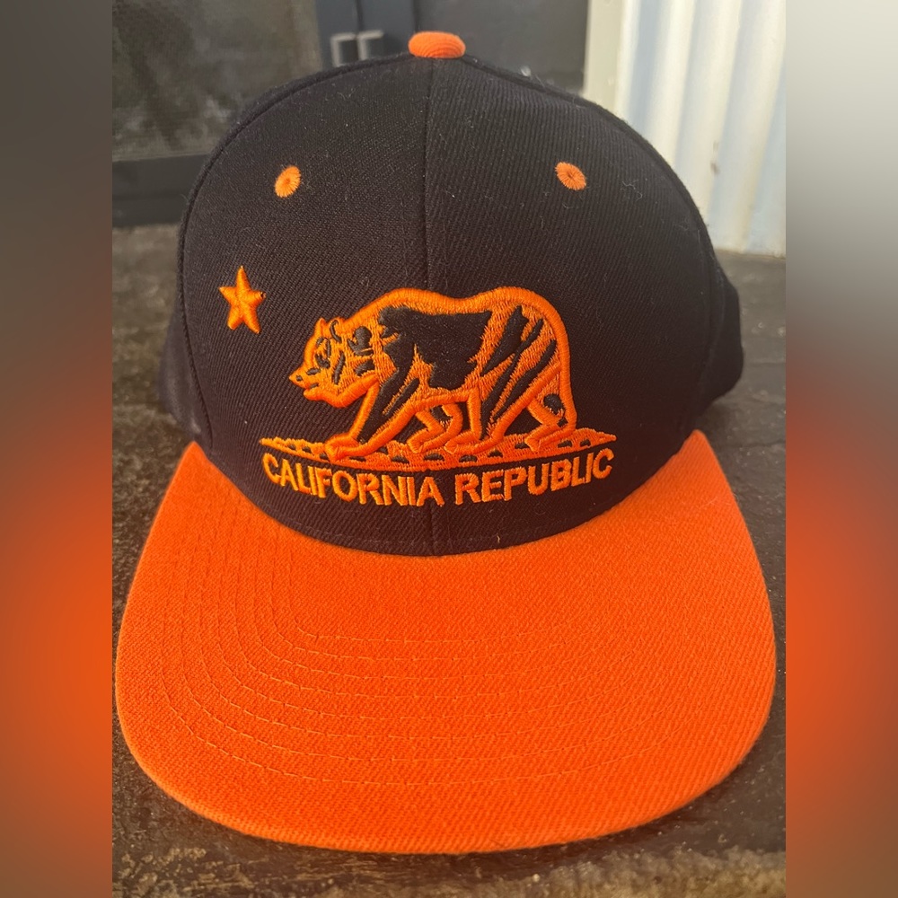 California Republic Snap Back Hat pit bull brand